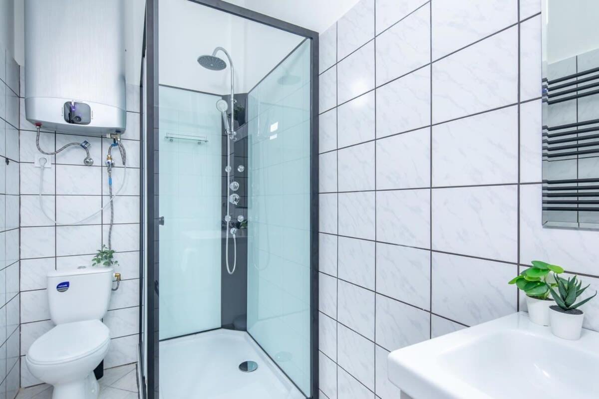 Very Central Convenient Flat Budapest Ngoại thất bức ảnh