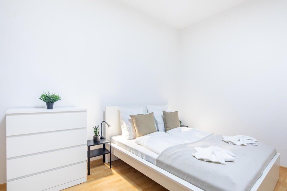 Very Central Convenient Flat Budapest Ngoại thất bức ảnh