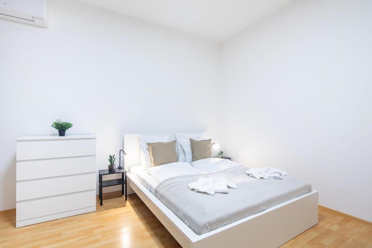 Very Central Convenient Flat Budapest Ngoại thất bức ảnh