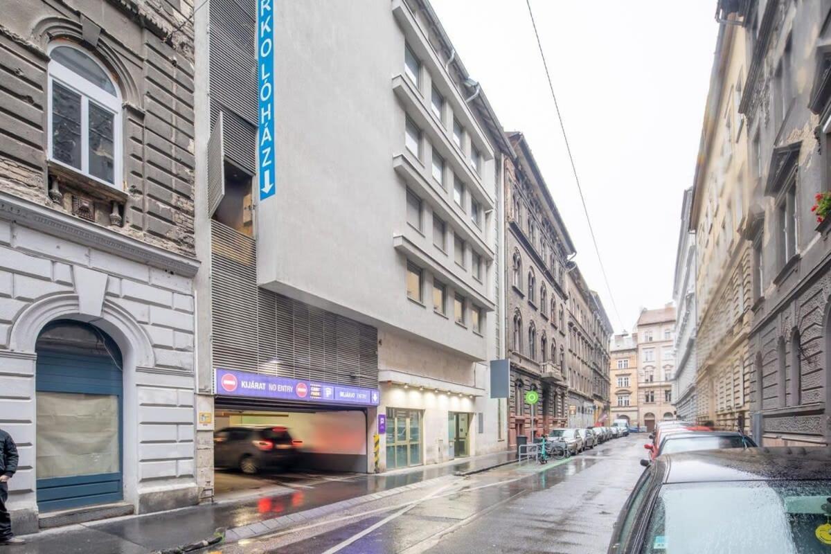 Very Central Convenient Flat Budapest Ngoại thất bức ảnh
